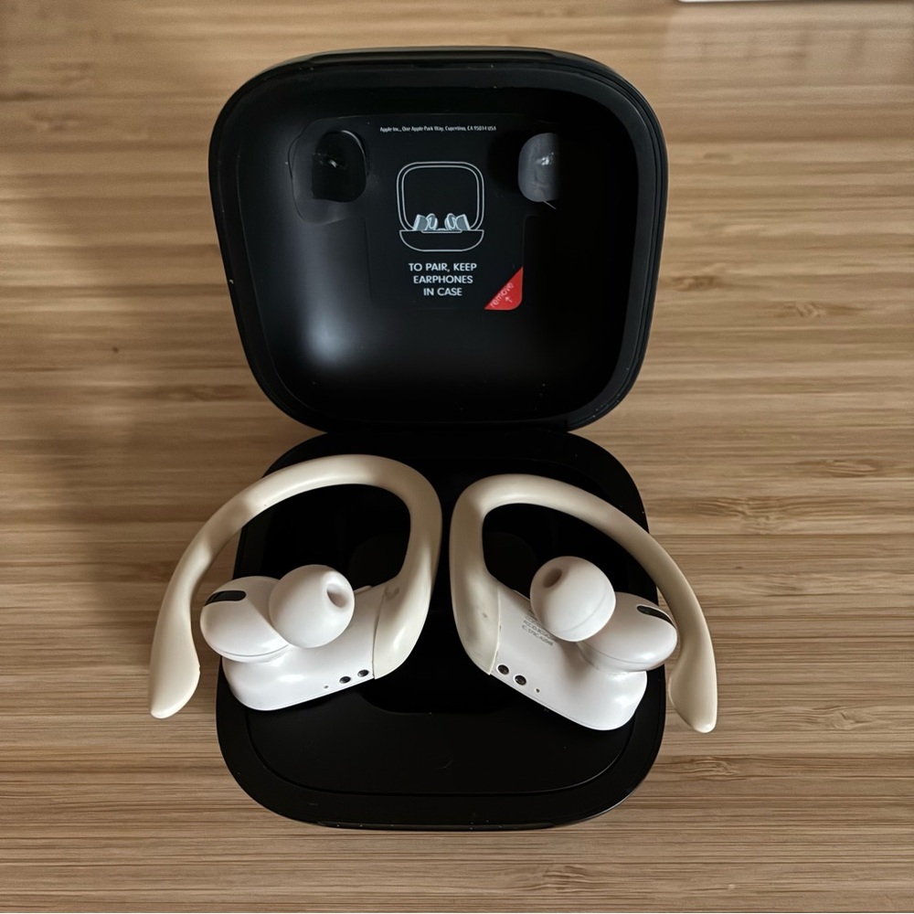 Beats by Dr. Dre Powerbeats Pro Wireless Earphones - Ivory/White - Picture 4 of 10